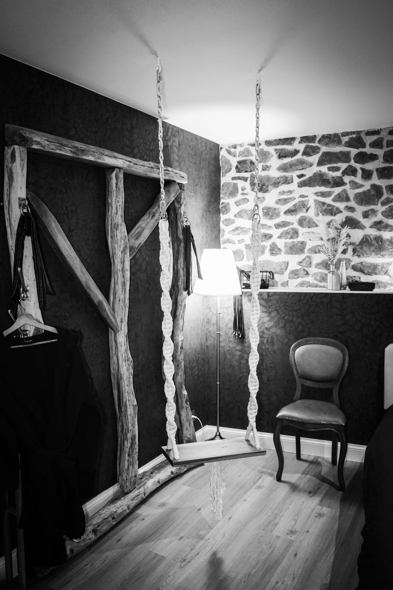 Location chambre avec Spa Jacuzzi privatif pour week end en amoureux Love’nSpa